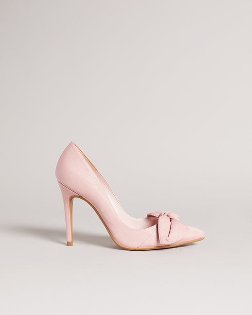 <P><Span Style="Text-Decoration: Underline;">Moire Satin Bow 100Mm Court Shoe</Span></P>
<Div Class="Finer-Details-Accordi...